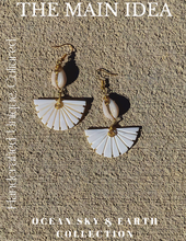 Load image into Gallery viewer, Ujasiri Earrings
