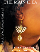 Load image into Gallery viewer, Jelani Earrings
